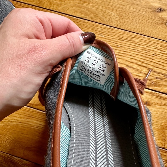 Grey Ked’s - Picture 3 of 4